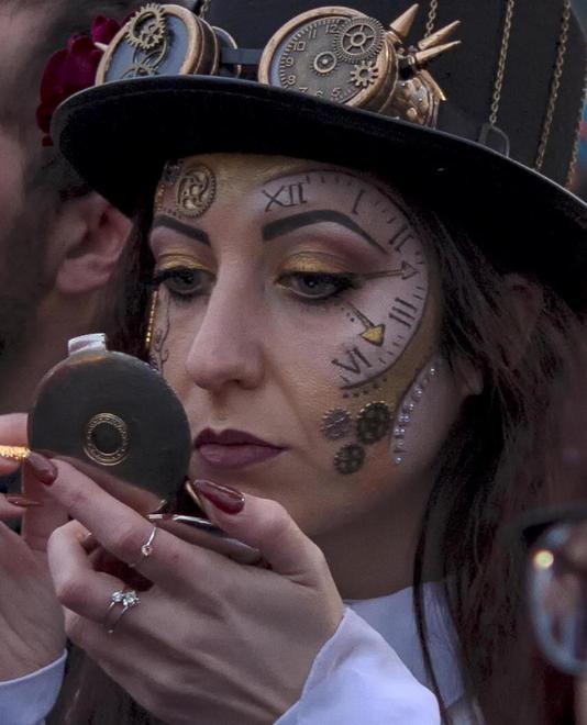 Maschere, un bel sorriso Torna «Occhio... allo scatto» 