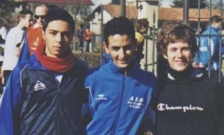 Emanuele Guerrazzi (il primo da sin.) e sopra la squadra Juniores