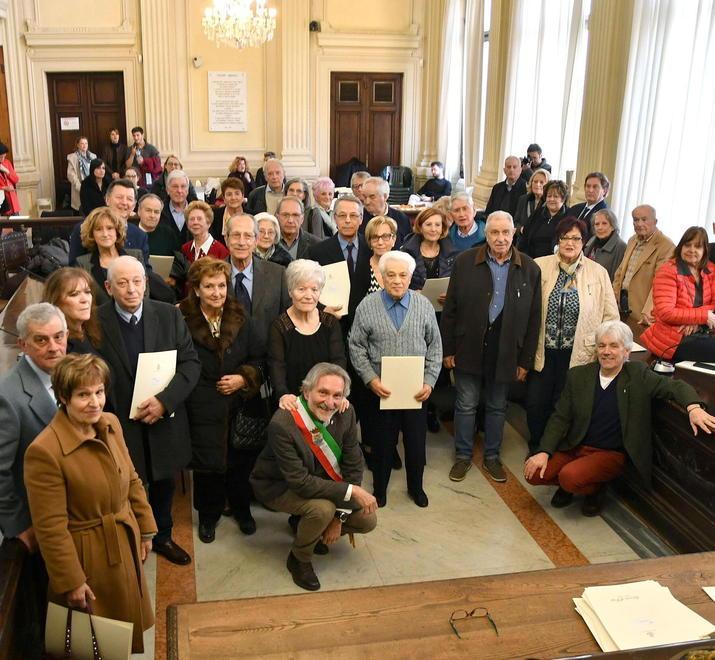 Foto di gruppo delle coppire premiate (Foto Rosellini)