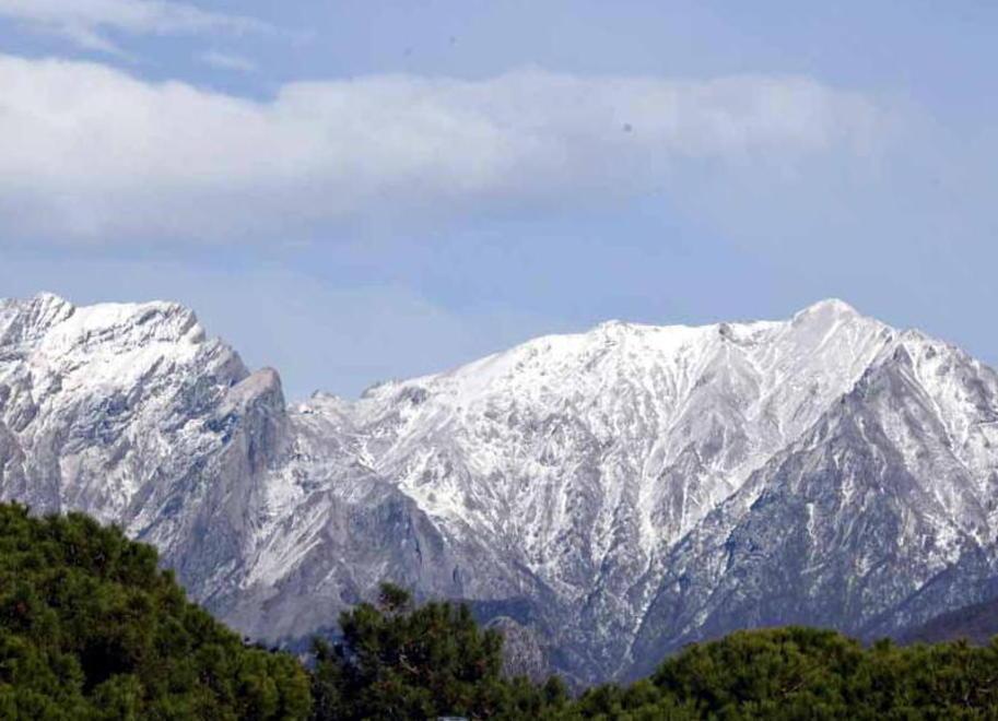 Perde l’appoggio, alpinista muore sul Cavallo 