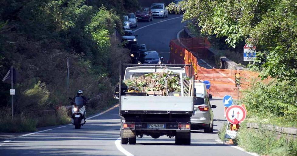 Lame, compie un anno il semaforo “maledetto” Magnani: lavori fermi