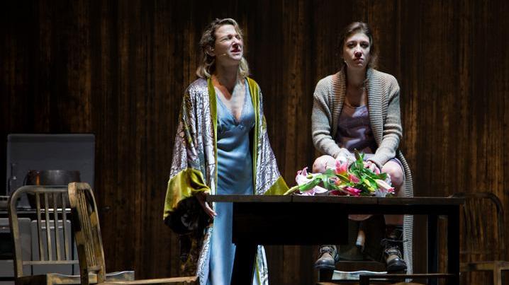 Il dramma di Andrew Bovel “lacasadargilla” fa centro