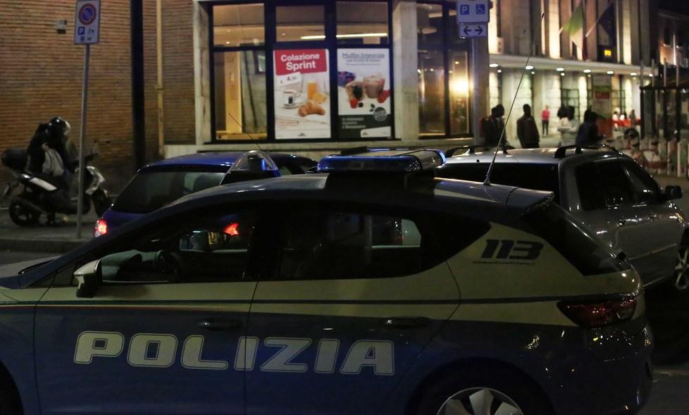 Devasta mezza stazione, espulso ghanese Controlli a tappeto e rimpatri a raffica 