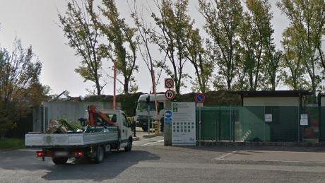 Denunciato per furto di ferro il custode dell’isola ecologica