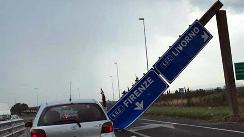 Fi-Pi-Li: incidenti, file chilometriche e disagi. Ma la politica (regionale) resta a guardare