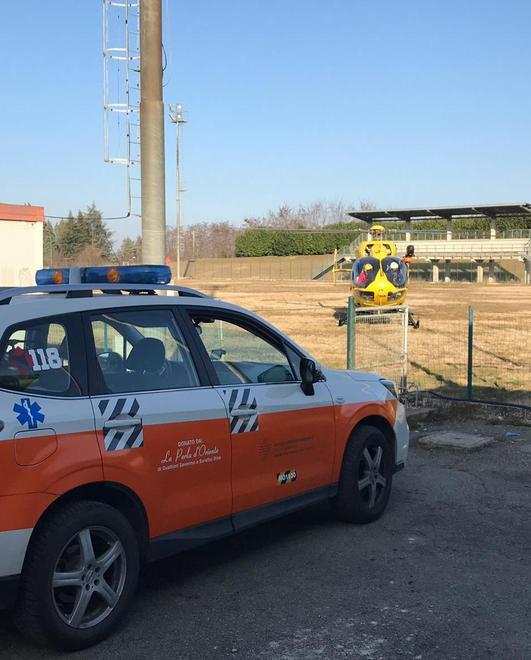 Malore in casa, gravissimo un 18enne