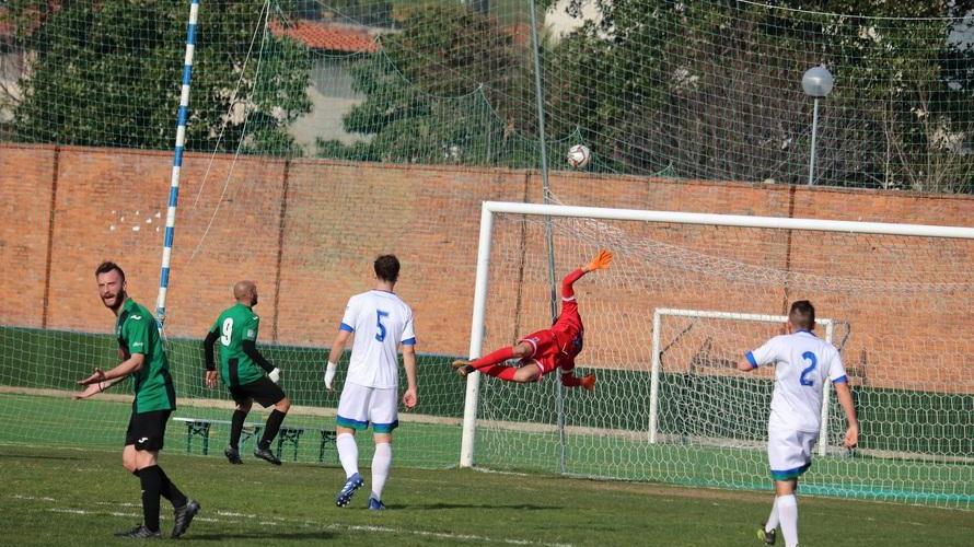 Vangioni tiene i verdeazzurri con i piedi per terra