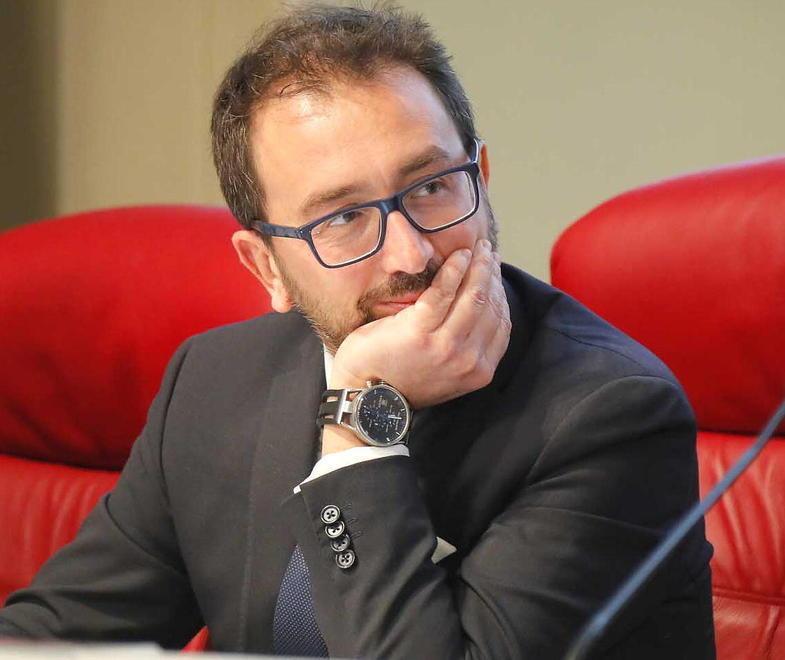 Il “processo a fisarmonica” di Bonafede non convince prof e studenti del Sant’Anna 