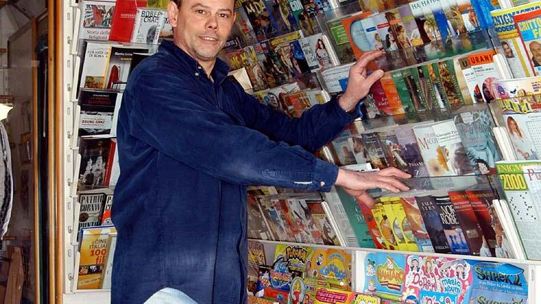 Edicola chiusa in piazza Tripoli: ricorso al Tar contro il Comune