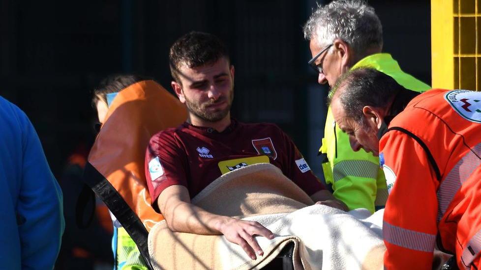 Magrini, lacrime e applausi «Tornerò presto, promesso»