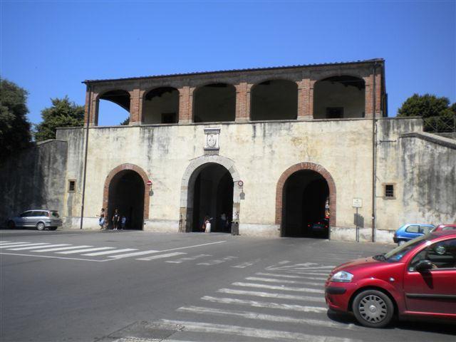 Porta Santa Maria