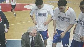 Coach Angelucci ha ancora gli uomini contati