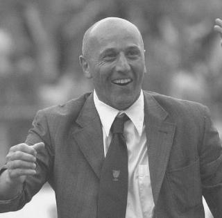 L’ex mister azzurro Renzo Gobbo