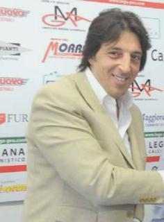 Il presidente della Carrarese Fabio Oppicelli smentisce l’offerta della cordata umbro pisana Anzi si dichiara infuriato per queste continue voci sulla vendita della società