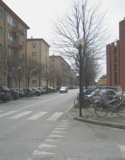 Via Giolitti, uno dei punti dove è stata sentita la nube maleodorante