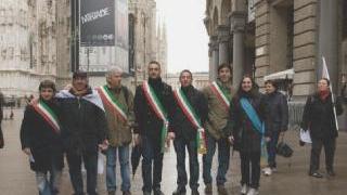 Le autorità locali, tra cui Spalletti, recatesi alla manifestazione a Milano