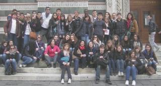 <b>GITA.</b> Il gruppo italo francese durante la gita effettuata a Firenze         