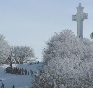 <b>VETTA.</b> Alla Croce c&egrave; ancora un metro di neve, mentre per le discese sulle piste normale tutto &egrave; rinviato al 2010-2011 