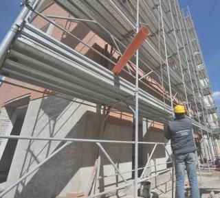 <b>CRISI.</b> Lavoro fermo e cassa integrazione anche allimpresa edile Galletti 