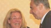 Marta Gazzarri ha comunicato al sindaco Alessandro Cosimi la decisione di lasciare la giunta comunale