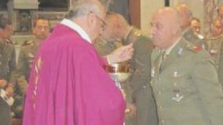 Il precetto dei parà al santuario