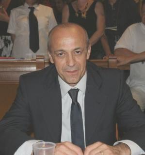 Lassessore al Sociale Dante Mondanelli  