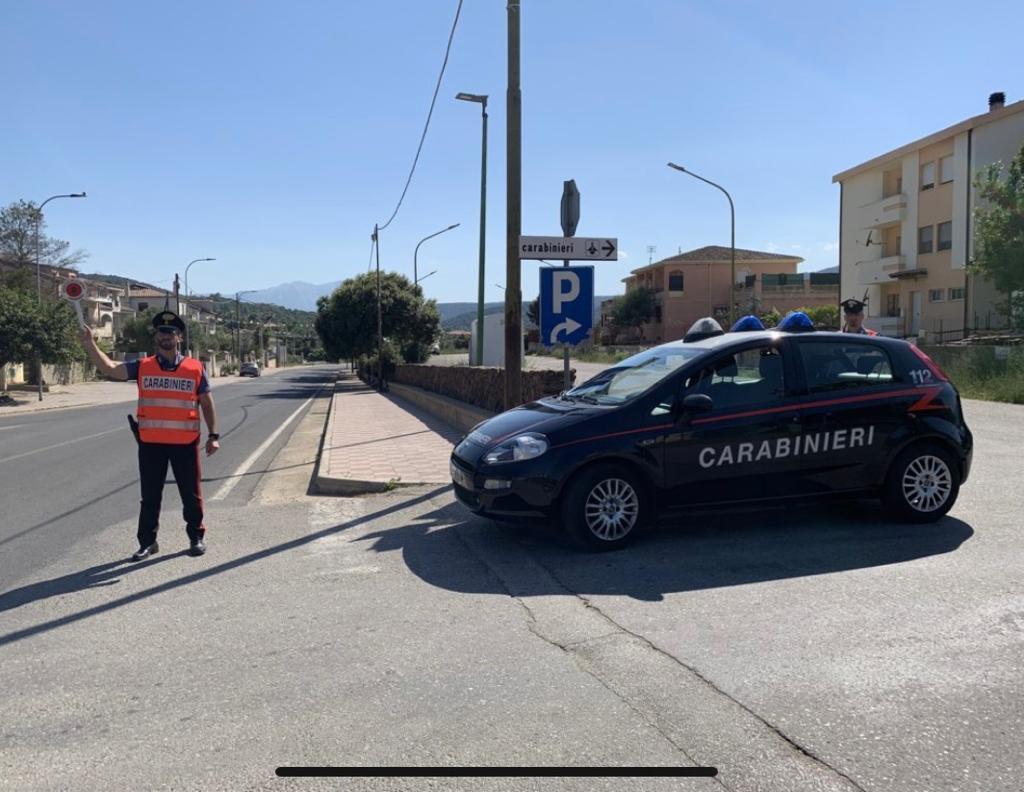 Ventenne evade dagli arresti domiciliari a Galtellì: arrestato dai carabinieri 