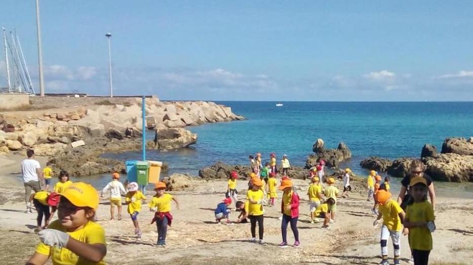 Educazione ambientale in spiaggia