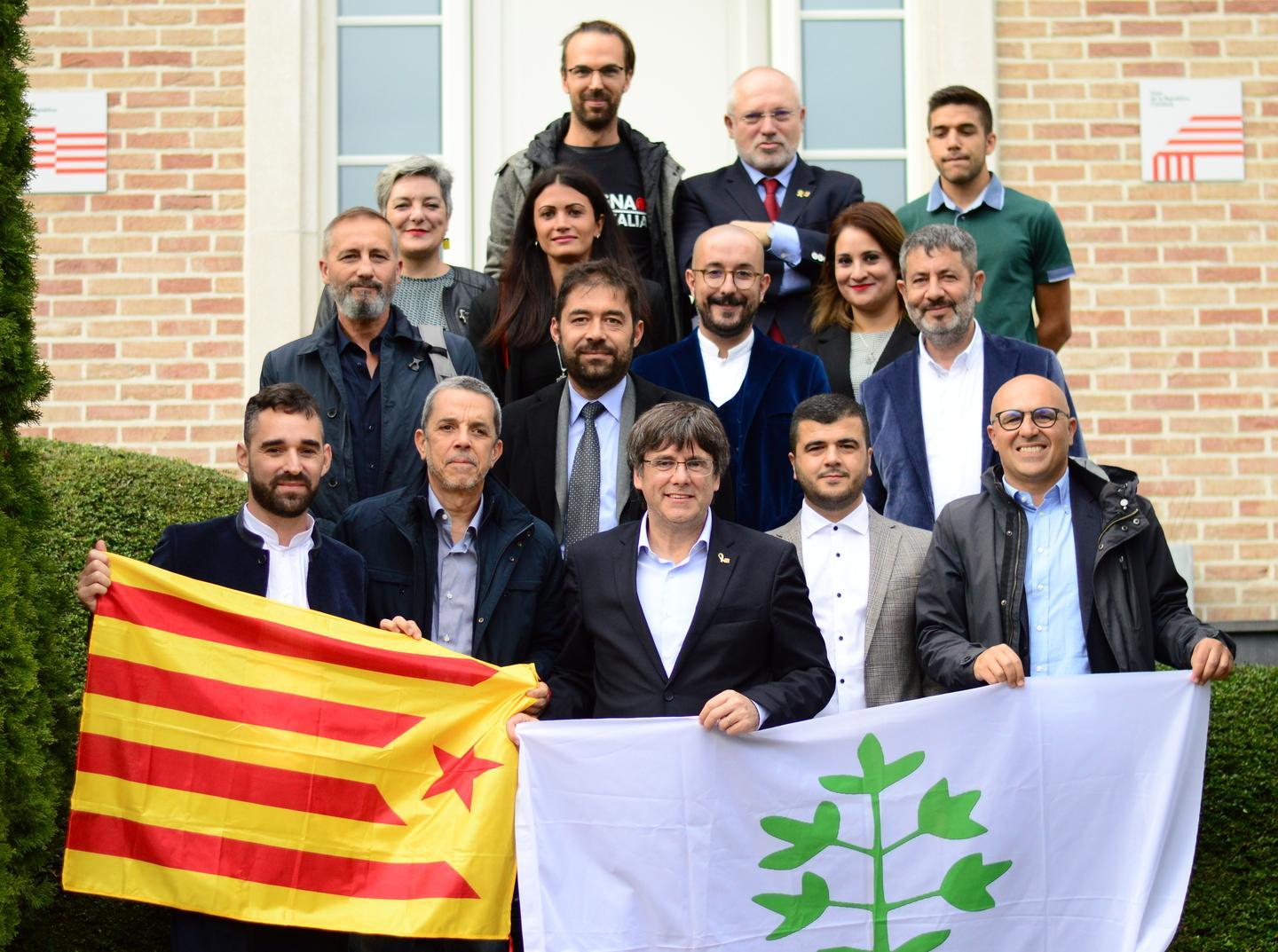 Gli indipendentisti incontrano Puigdemont 