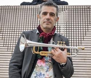Rubata la cassaforte nella sede di Time in jazz 