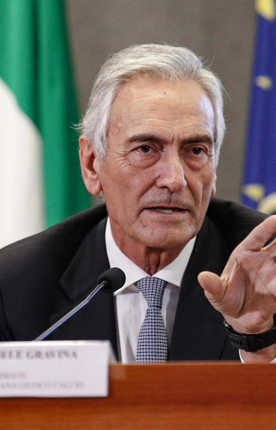La “responsabilità soggettiva” contro il razzismo negli stadi
