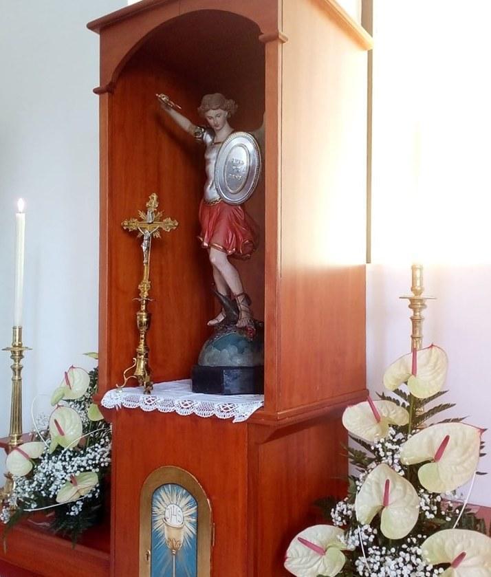Nuovo altare ligneo in parrocchia una storia di antica devozione