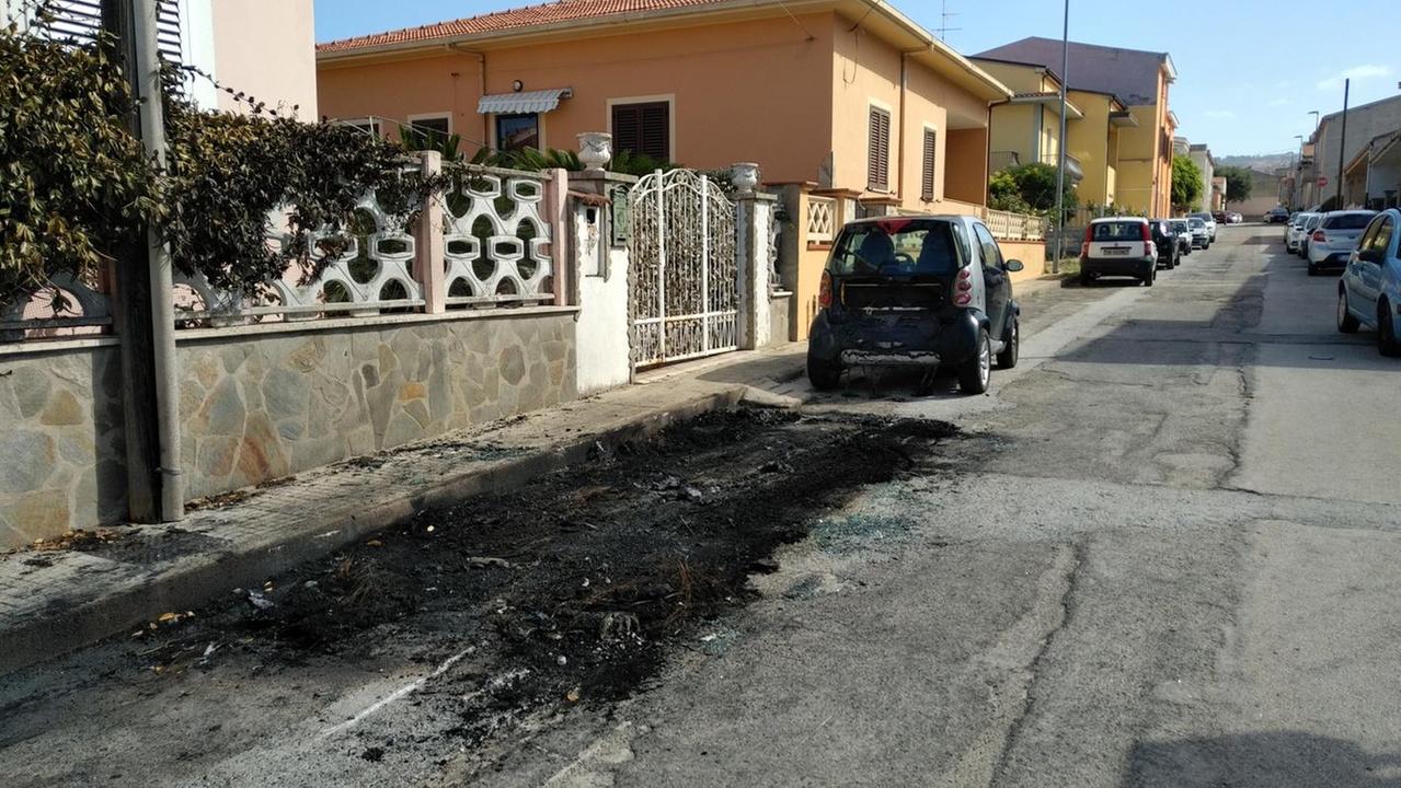 In fiamme l’auto di Nino Marginesu 