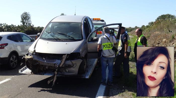 L'incidente sulla 131 dcn e nel riquadro Claudia Mura