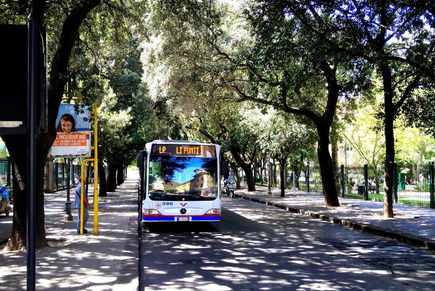 Rapina dopo la finta elemosina condannati a due anni e 8 mesi 