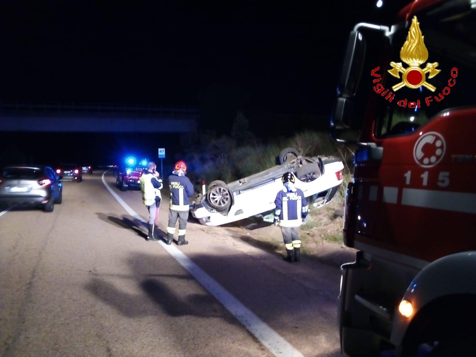 Il Range Rover si ribalta, ferite due persone a Villagrande