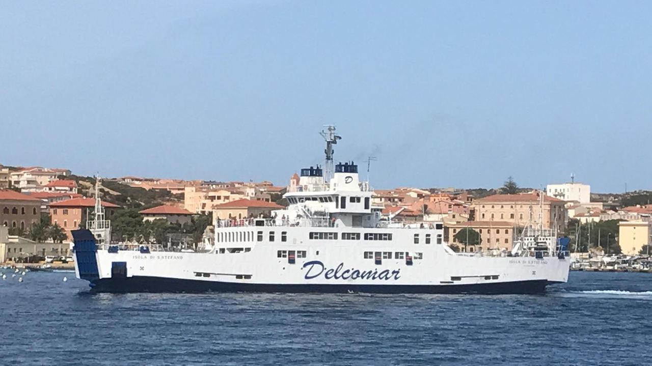 Sconti per i non residenti sulla Palau-La Maddalena