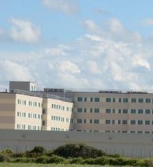 Evade dai domiciliari 22enne arrestato e trasferito in carcere