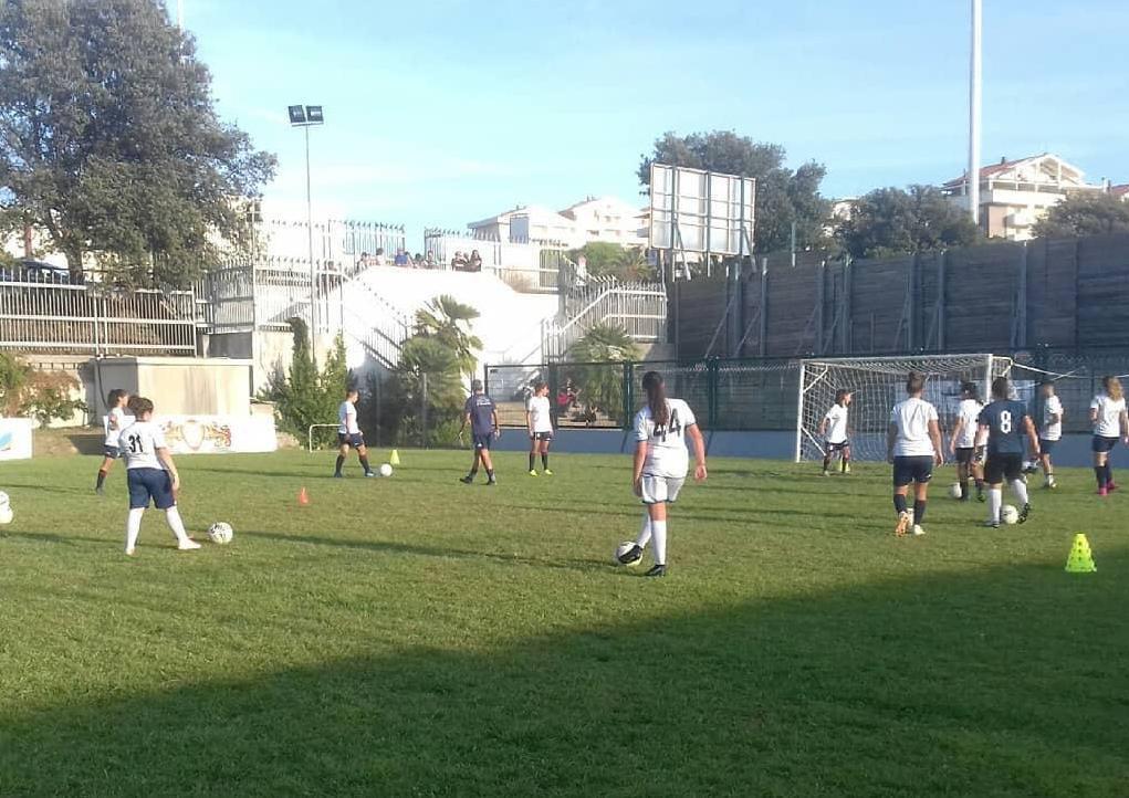 Carolina Morace: «Non sfrattate la mia Torres» 