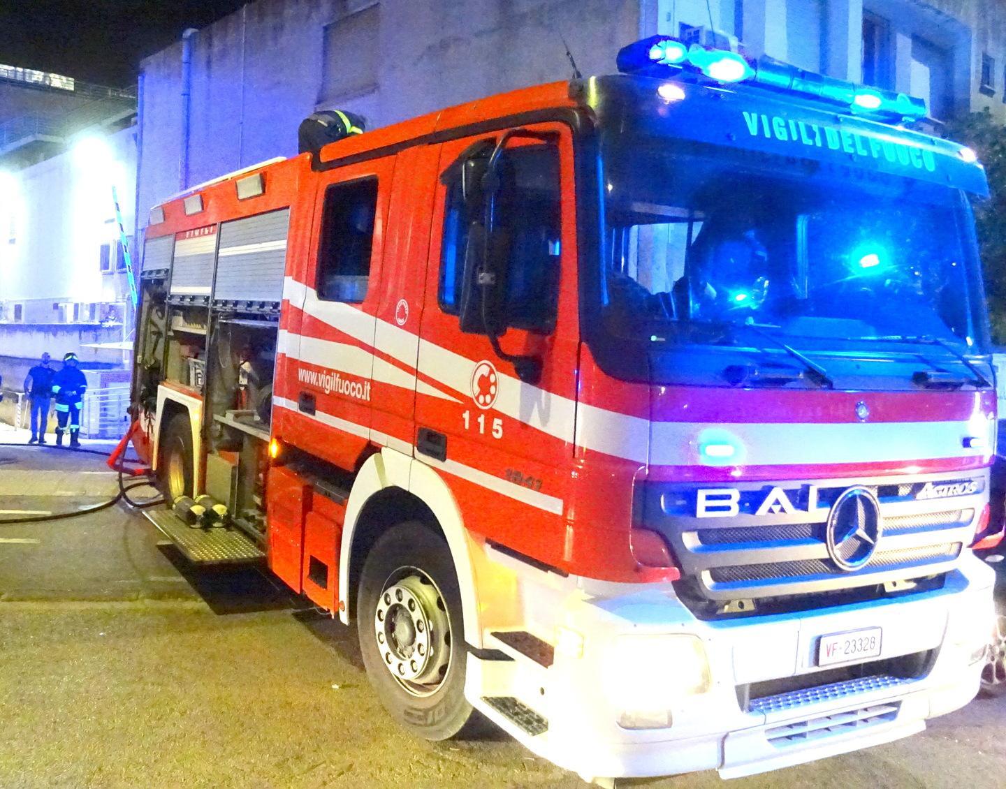 Un nuovo mezzo per i vigili del fuoco 
