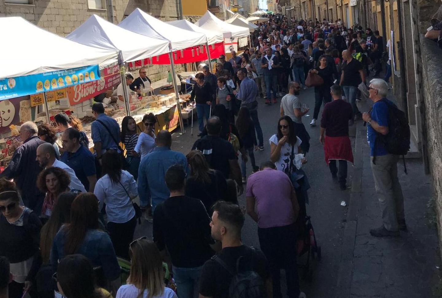 Le Cortes di Gavoi fanno il pienone 