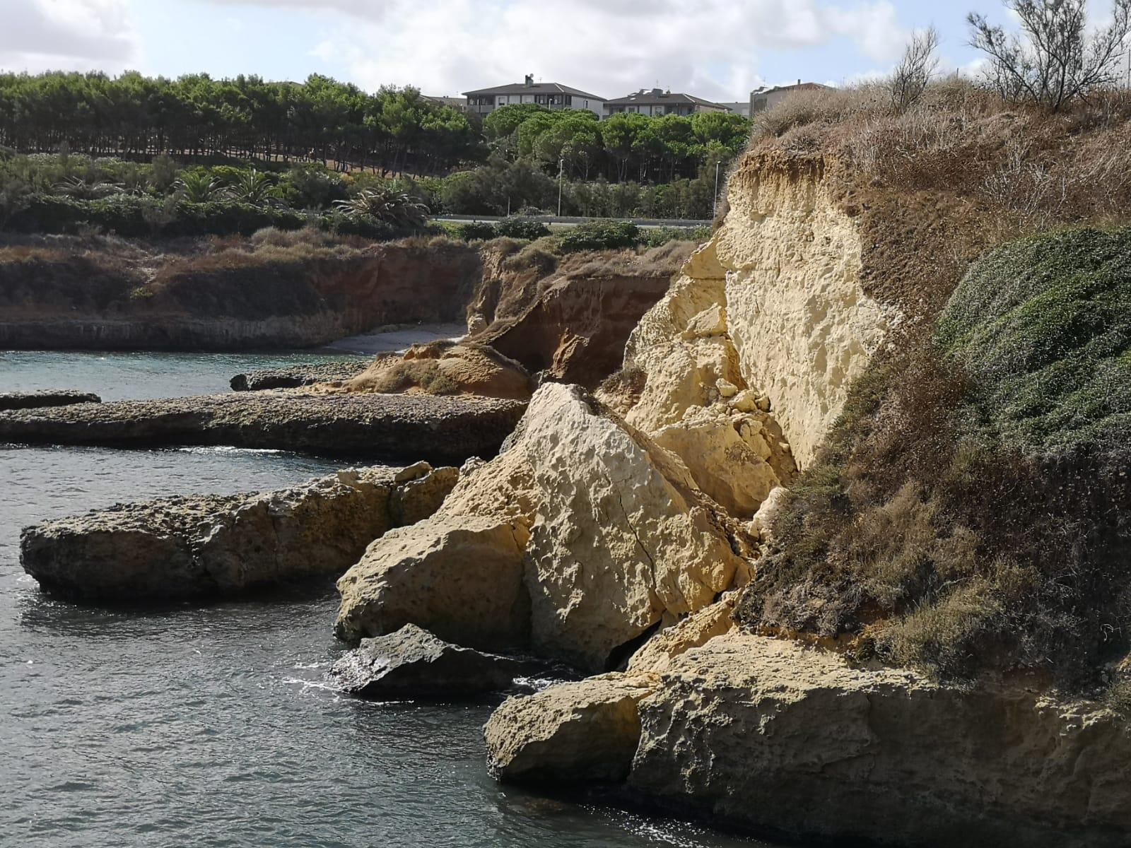 Il frammento di roccia dalla “Grotta dei piccioni” che si è staccato