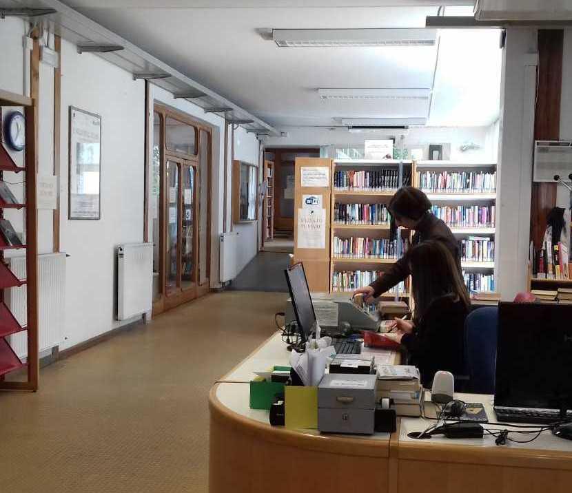 Biblioteca, fondi in ritardo gli stipendi sono a rischio 