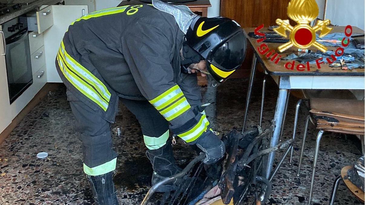 Escolca, esplode bombola: 52enne trasportato con l'elicottero a Cagliari 