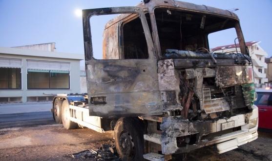 Otto mesi per l’incendio al camion “sbagliato”