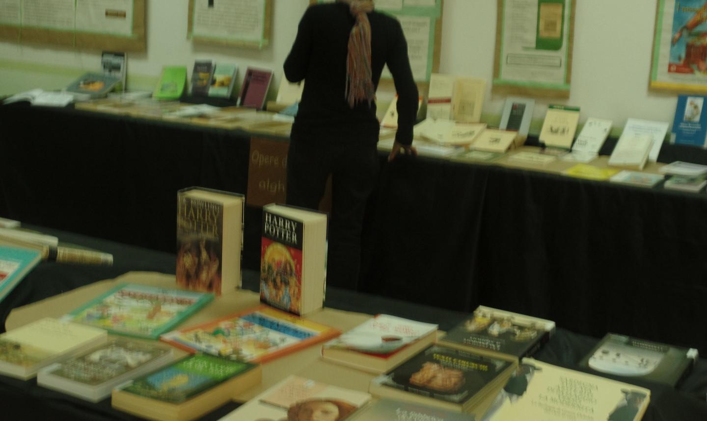 Un fondo di diecimila libri donato alla biblioteca di Lula