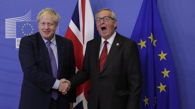 Brexit: Juncker, accordo equo