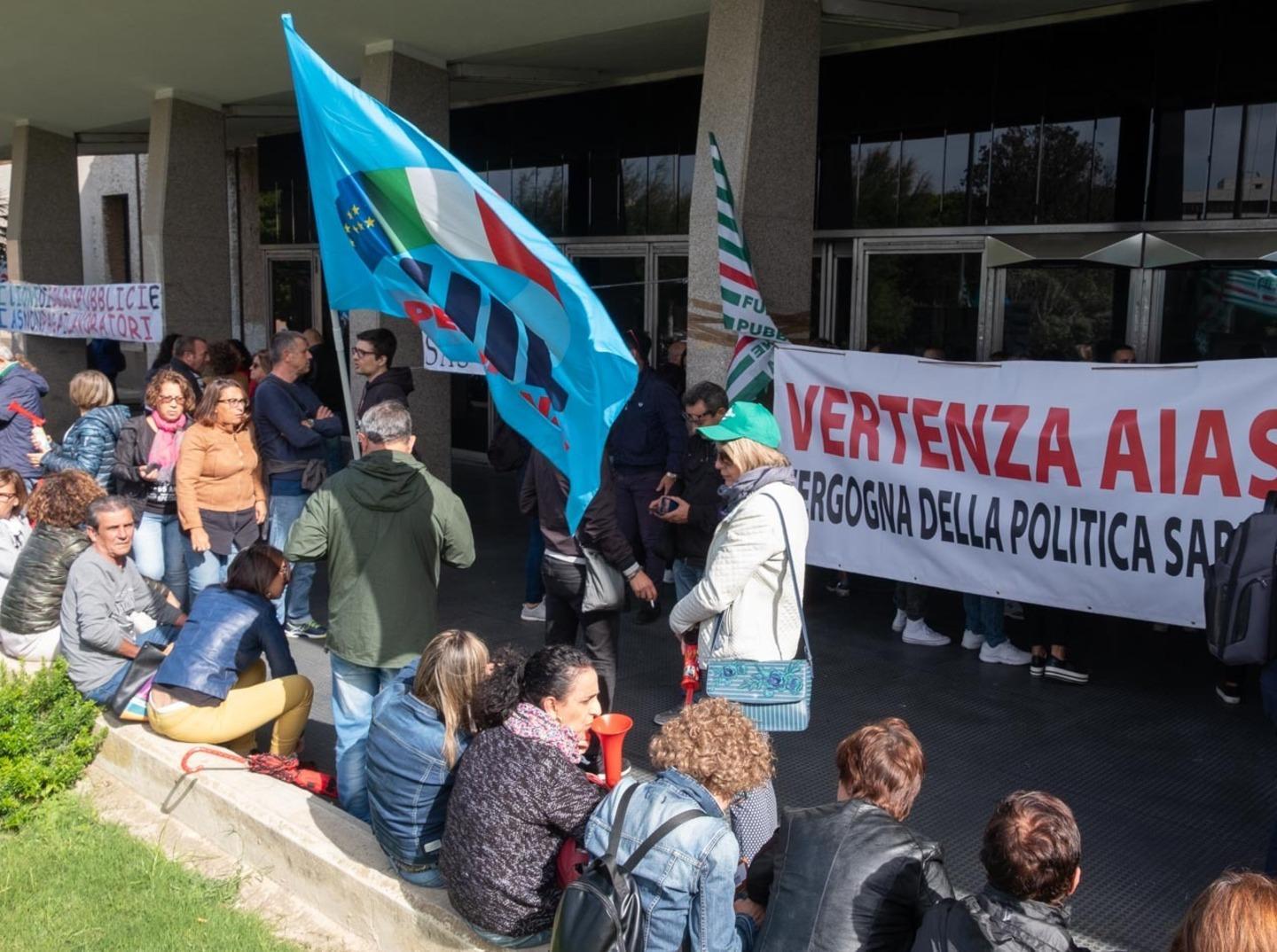 I lavoratori Aias: «Dieci giorni di sciopero» 