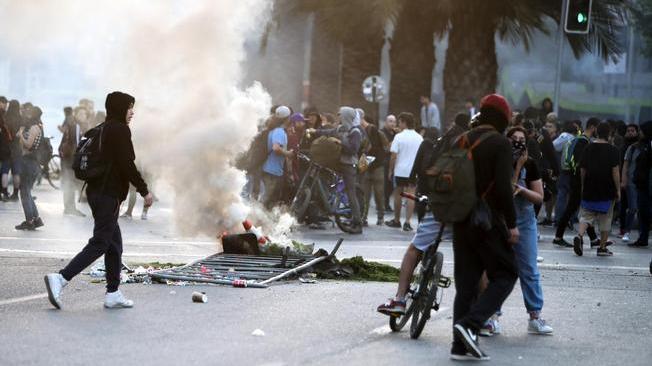 Cile: stato di emergenza a Santiago