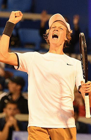 Sinner, che favola Top 100 e un sogno da futuro Federer 